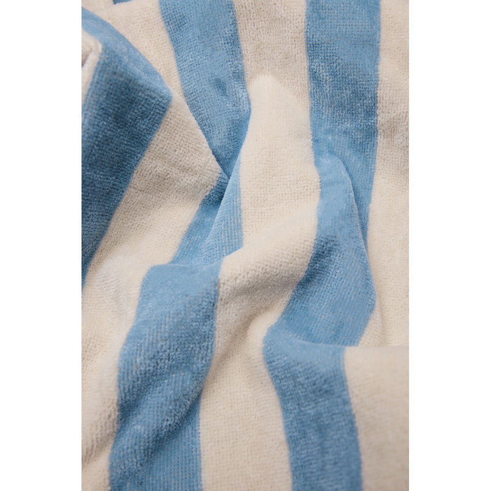 VG677-23 - 4